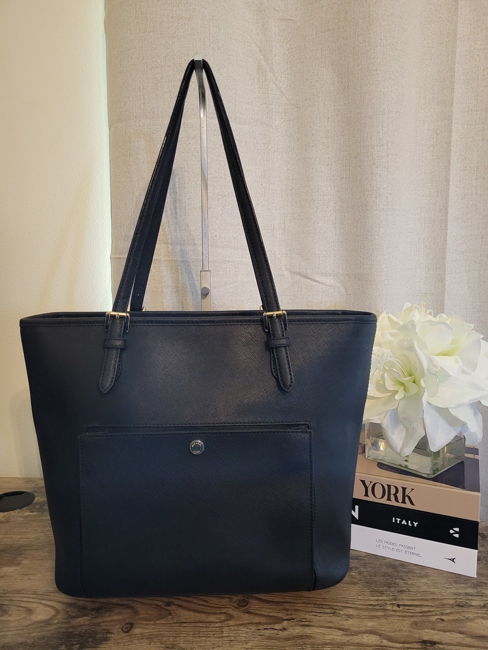 Michael Kors Jet Set Snap Pocket Tote Bag